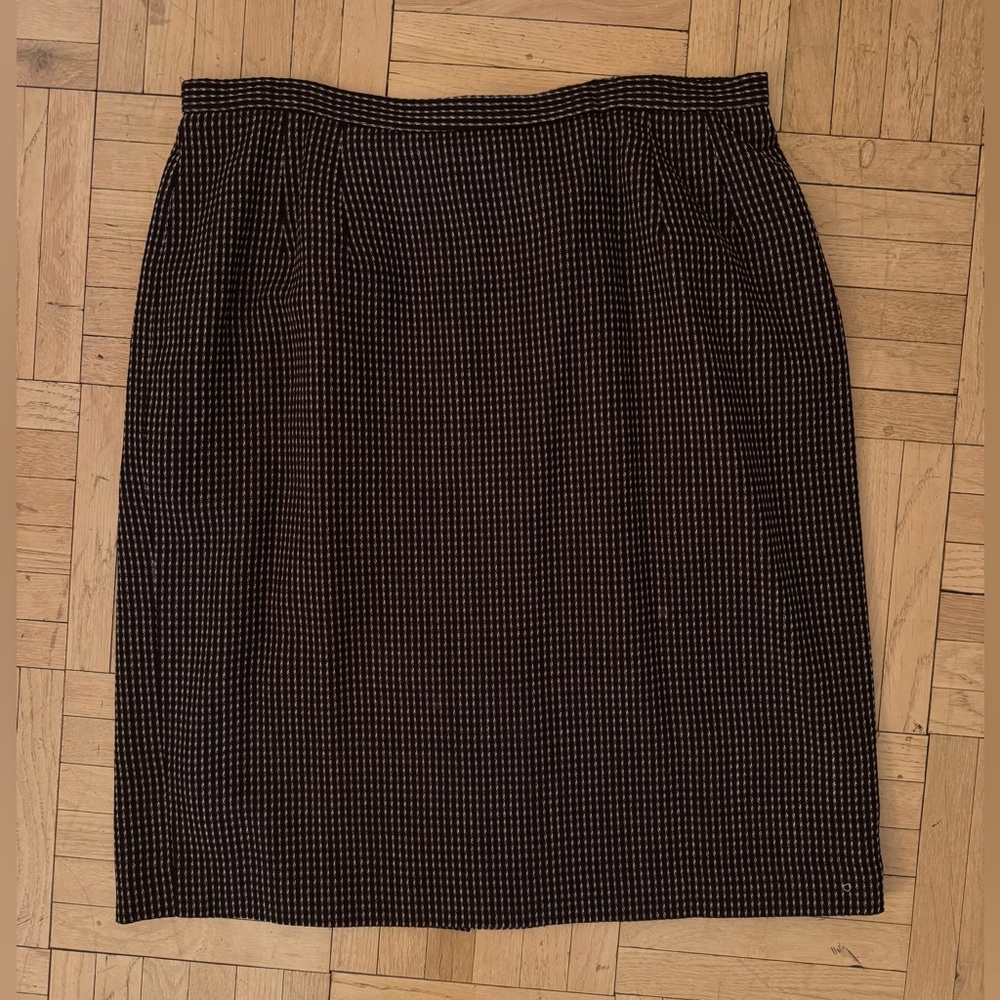 Oscar de la Renta Textured Burgundy and Cream Skirt